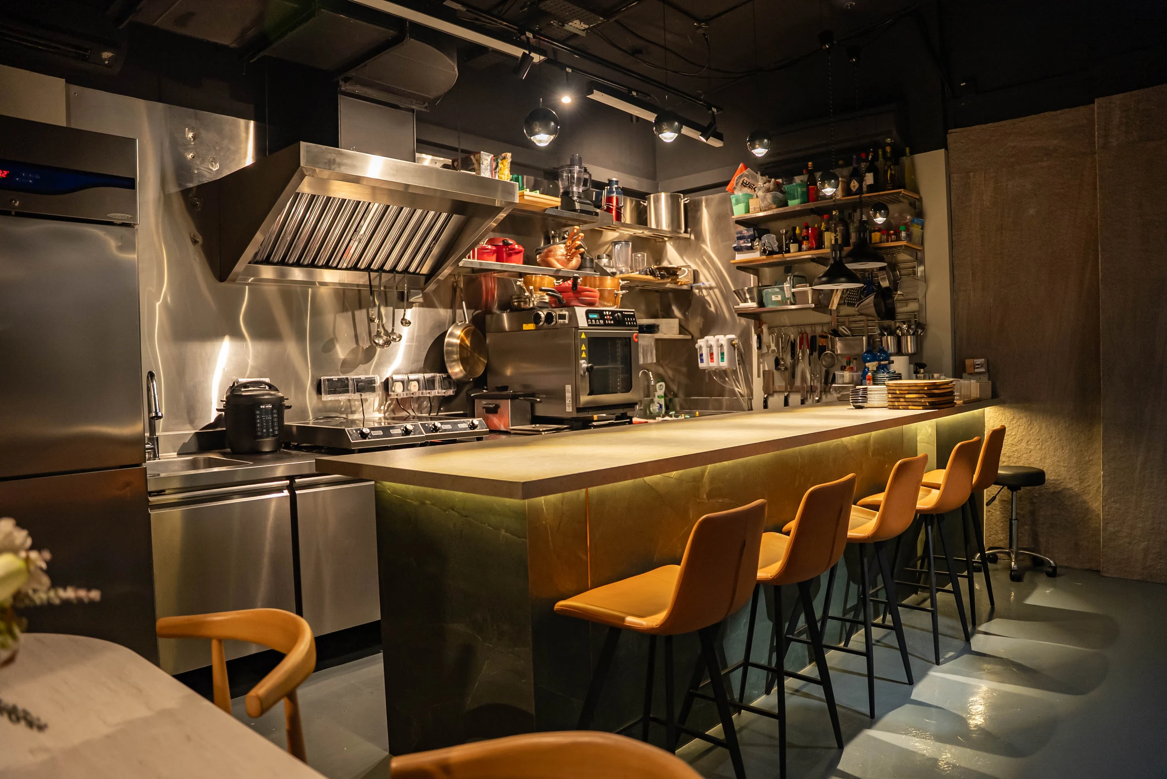 Cavemen Social — Kitchen Counter